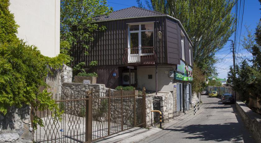Гостевой дом Мини Роза Алупка-20